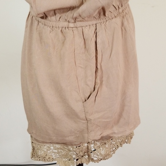 Haute Monde tan surplice short sleeves romper. L - Picture 5 of 7